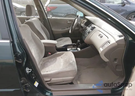 2001 Honda Accord 2.3 Ex from USA, damaged, VIN JHMCG56611C011539